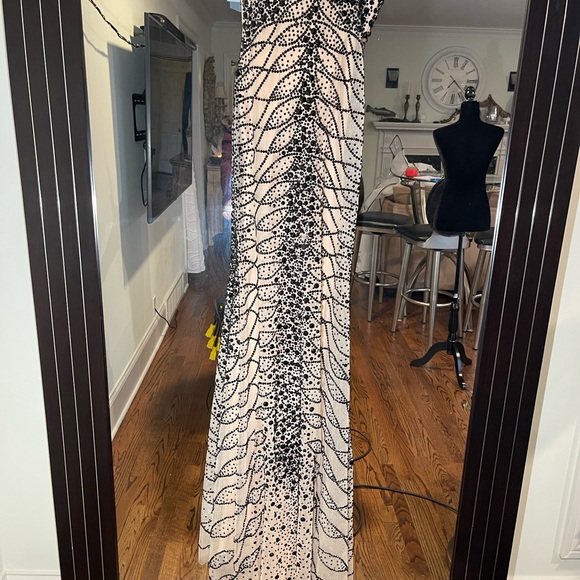 🙌🏻Vienna Pageant Dress 🤎🖤 - Picture 10 of 14